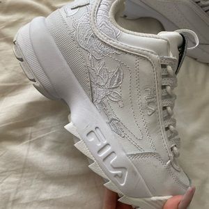 Women’s Fila Disruptor 2 White Rose Embroidered